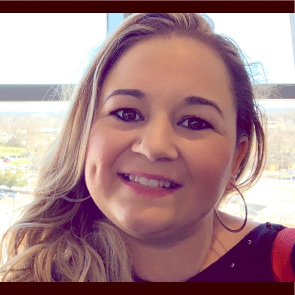 Meet your Posher, Jennifer